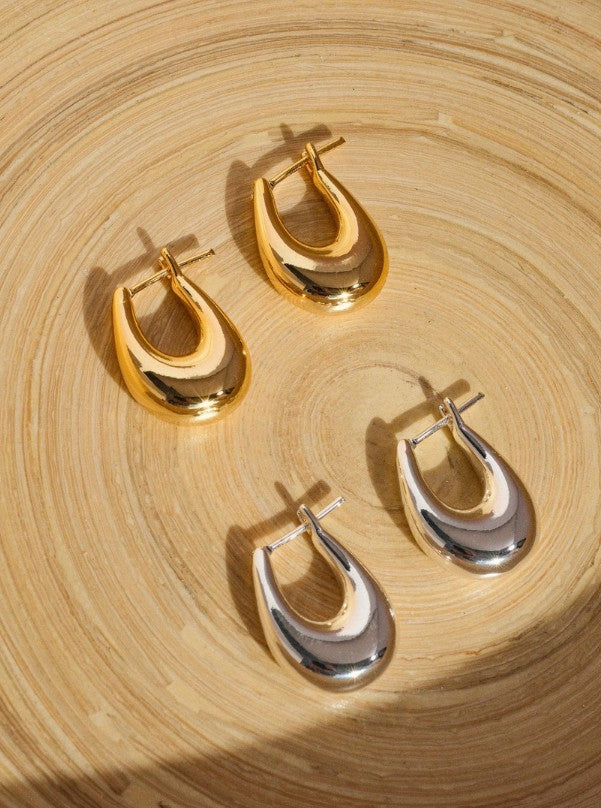 Quinn 18K Classic Droplet Hoop Earring: Yellow Gold