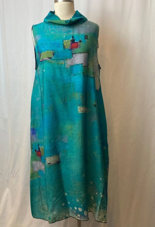 Lightweight Viscose Flowing Dress